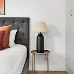 Stunning And Extremely Spacious 1Bed Flat In Tooting