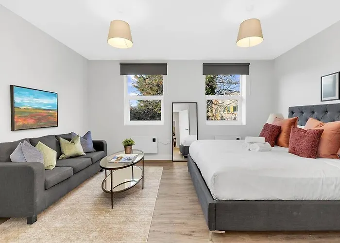 Stunning And Extremely Spacious 1Bed Flat In Tooting
