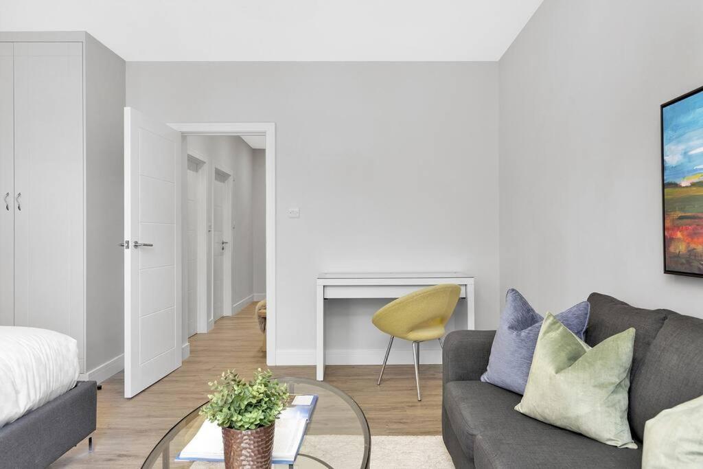 Apartment Stunning And Extremely Spacious 1bed Flat In Tooting